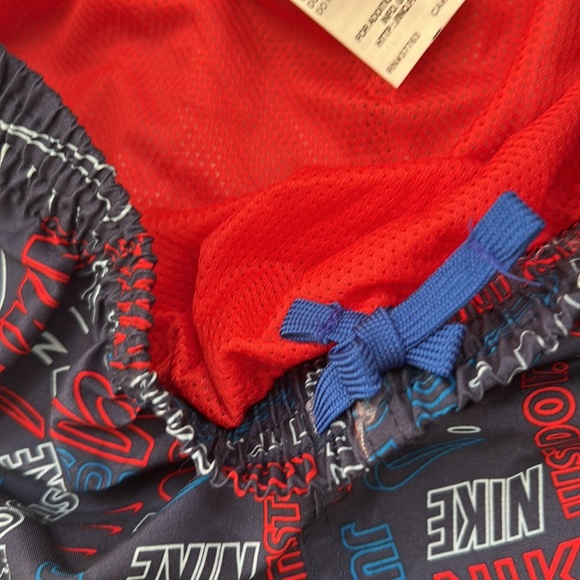 Nike Boys' Logo Mash-Up Breaker 8” Volley Shorts, red white & blue, Size XL NWT - Picture 13 of 16